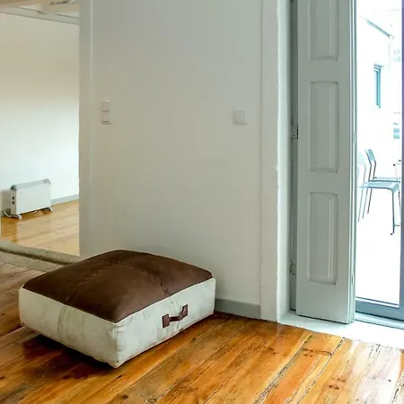 Bonjardim Flats - T1 + 1 Com Terraco