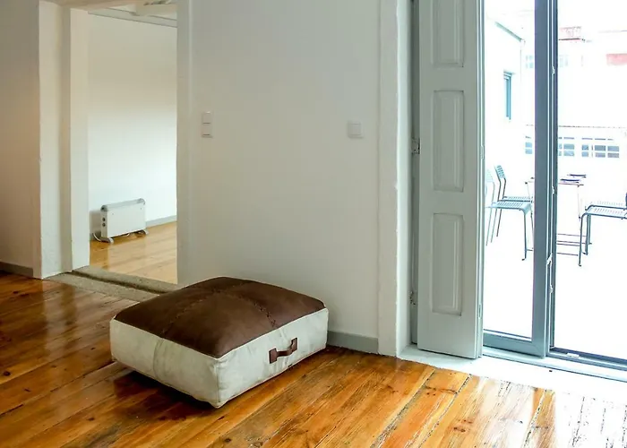 Bonjardim Flats - T1 + 1 Com Terraco